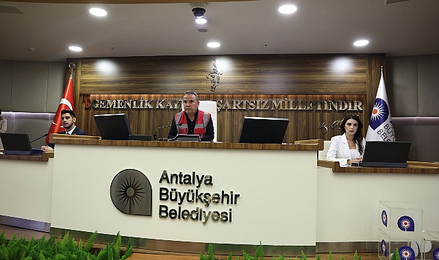 Antalya Büyükşehir Belediye Meclisi yeni periyodun birinci toplantısını yaptı