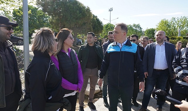 Beylikdüzü Belediye Başkanı Mehmet Murat Çalık, İBB Genel Sekreter Yardımcısı Arif Gürkan Alpay Gürpınar Kıyısı Düzenleniyor