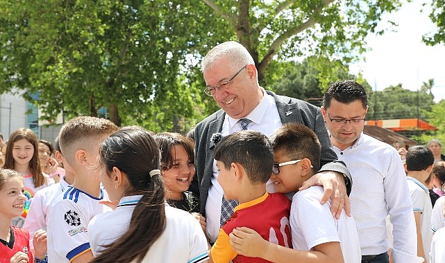 Lider Mehmet Ertaş’tan 23 Nisan iletisi “Cumhuriyetin temellerinin atıldığı gün; 23 Nisan”