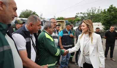 Lider Memnun’dan Paklık İşleri işçisine sabah vardiyası ziyareti