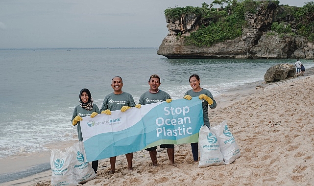 Acer, Plastic Bank İş Birliği ile Etraftan 50 Ton Plastik Atık Toplama Taahhüdünde Bulunuyor