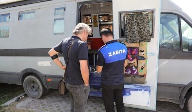 Bayraklı’da karavan işgaline zabıta manisi