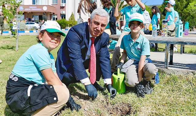 Bergama Belediye Lideri Dr. Tanju Çelik “Orman Benim” Aktifliğine Katıldı