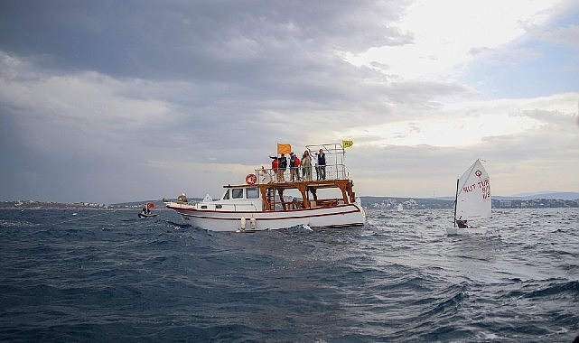 Çeşme’de TYF Kamil Yıldırım Optimist Trofesi Yelken Yarışladı Başladı