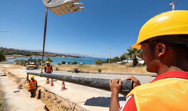 İzmir Büyükşehir Belediyesi Çeşme’nin içme suyu problemine neşter vuruyor