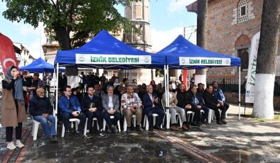 İznikli Gönül Adamı Eşrefoğlu Abdullah Rumi İznik’te ki kabri başında anıldı.