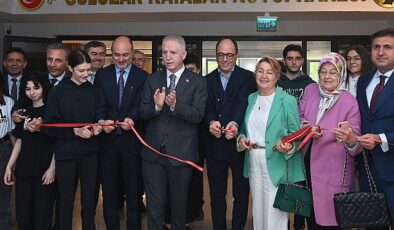 Kadıköy Anadolu Lisesi Kütüphanesi, Kayalar Ailesi Takviyesiyle Yenilendi