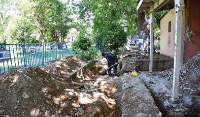 Kadıköy Belediyesi, Fenerbahçe Parkı’nda bulunan Osmanlı periyoduna ilişkin olduğu bilinen yaklaşık 600 yıllık Fener Köşkü Hamamı’nın onarımı için çalışmalara başladı