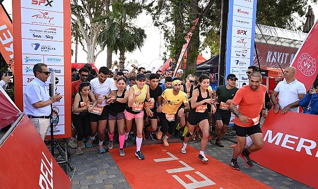 Kemer’de 10. Merrell Run To Sky Yarışları gerçekleştirildi