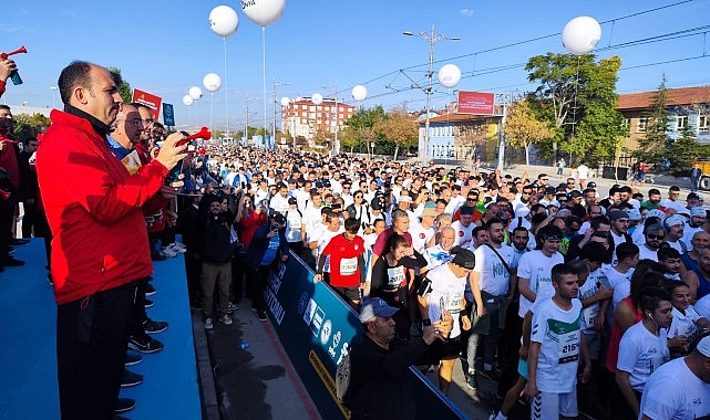 Lider Altay Tüm Sporseverleri Konya Yarı Maratonu Heyecanına Ortak Olmaya Davet Etti