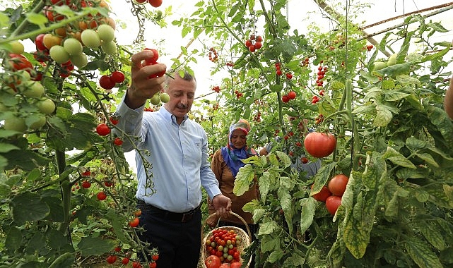 Lider Büyükakın’dan bayan üreticiye tam takviye