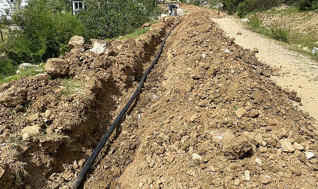 Antalya Büyükşehir’den Aksekili üreticilere sulama borusu takviyesi