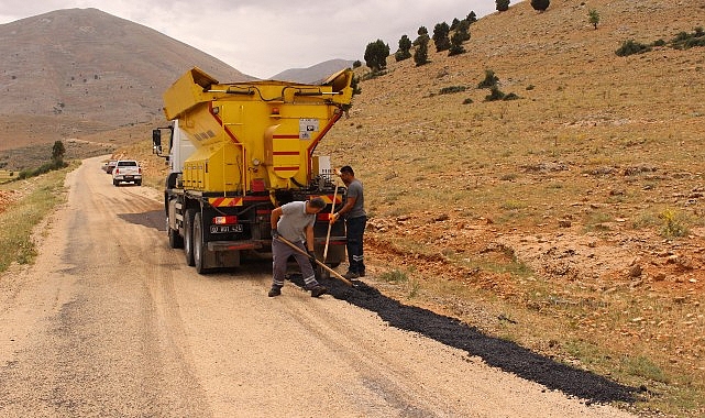 Elmalı Ovacık yoluna bakım tamir yapılıyor