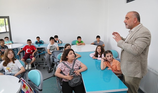 Lider İbrahim Sandıkçı: “Milli Teknoloji Atağı’na özgün fikirleri ve yapıtlarıyla katkı sağlayan kuşakları yetiştiriyoruz”