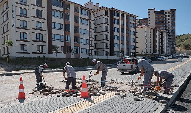 Nevşehir Belediyesi grupları, Kurban Bayramı öncesinde mahallelerdeki paklık ve bakım çalışmalarını ağırlaştırdı