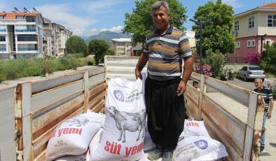 Büyükşehir’den Gazipaşa ve Elmalılı üreticilere yem dayanağı